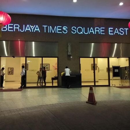 Imbi Private Unite At Times Square Kuala Lumpur Apartment Exterior photo